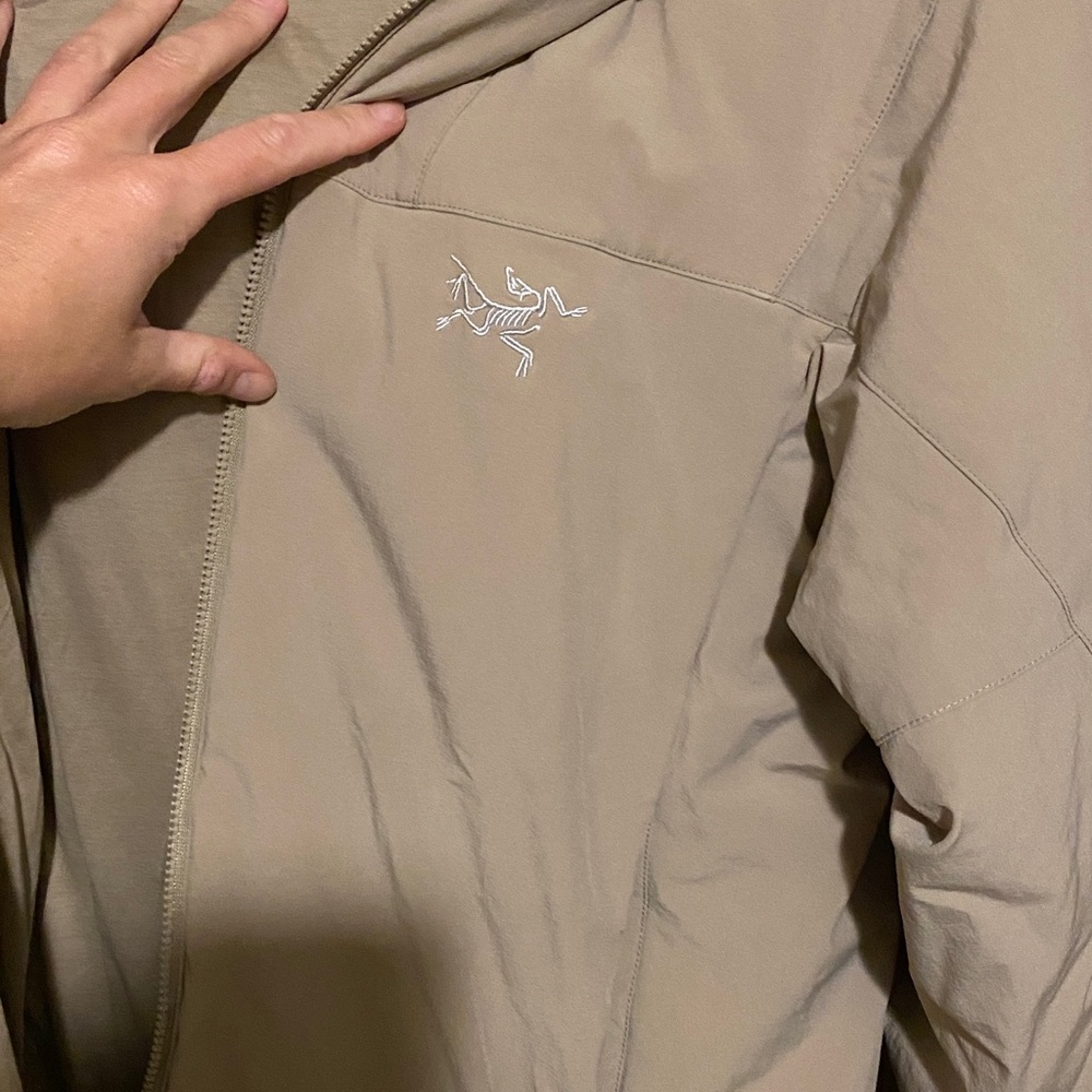 Arc'teryx Epsilon Insulated Hoody XS - Picture 7 of 8